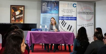 Gran acogida a sala llena de la charla de Sol Gabetta organizada por el FIMC en el Conservatorio Superior de Música