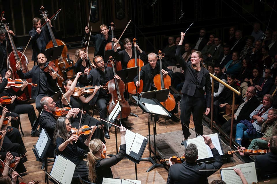 Izabelė Jankauskaitė y Julian Steckel, en concierto con la Orquesta de Extremadura
