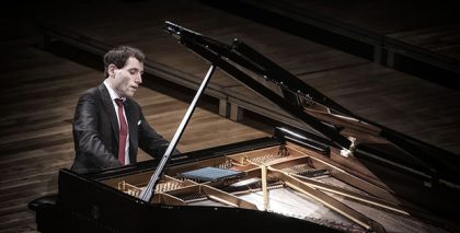 Boris Giltburg se enfrenta en el Palau de la Música a la titánica integral de las sonatas para piano de Beethoven