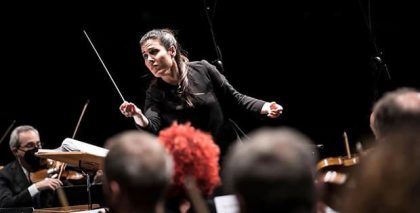 El Palau de la Música se suma al 8M con un concierto de la Orquesta de València dirigida por Virginia Martínez