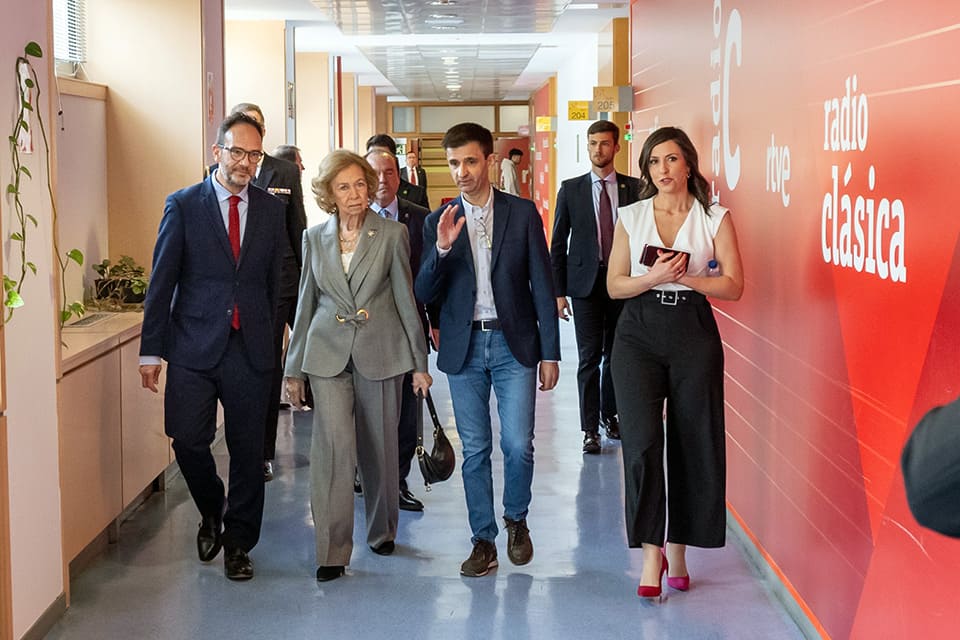 La reina Sofía visita la Casa de la Radio por el 60º aniversario de Radio Clásica