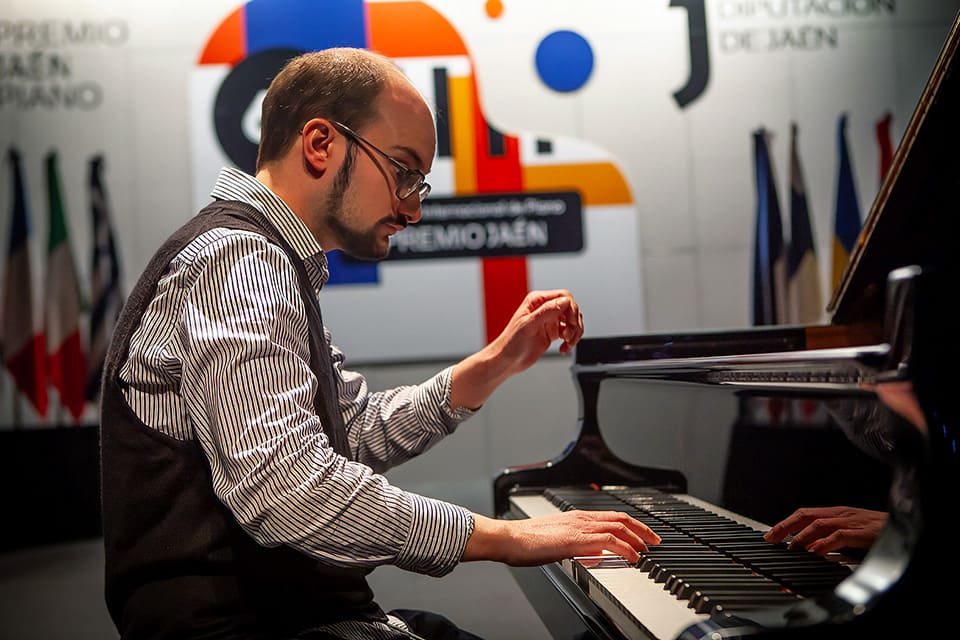 Seis pianistas de cinco nacionalidades se clasifican para la tercera prueba eliminatoria del 67º Premio Jaén de Piano