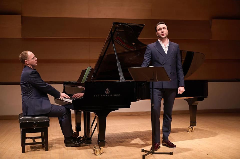 El Ciclo de Lied regresa al Teatro de la Zarzuela con el doble debut de Huw Montague Rendall y Hélio Vida