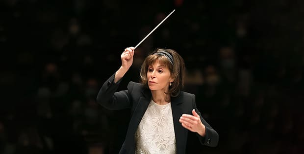 JoAnn Falletta dirige a la Orquesta Sinfónica RTVE en un vibrante recorrido por la música americana del siglo XX