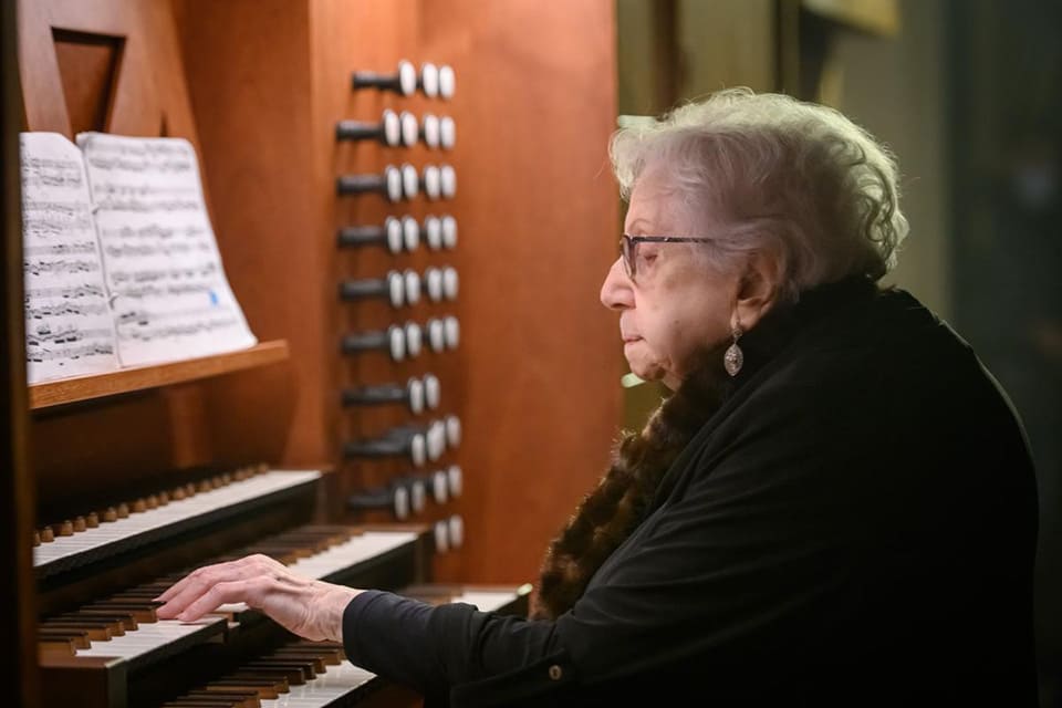 La organista Montserrat Torrent cumplirá 100 años el próximo 17 de abril La organista Montserrat Torrent cumplirá 100 años el próximo 17 de abril