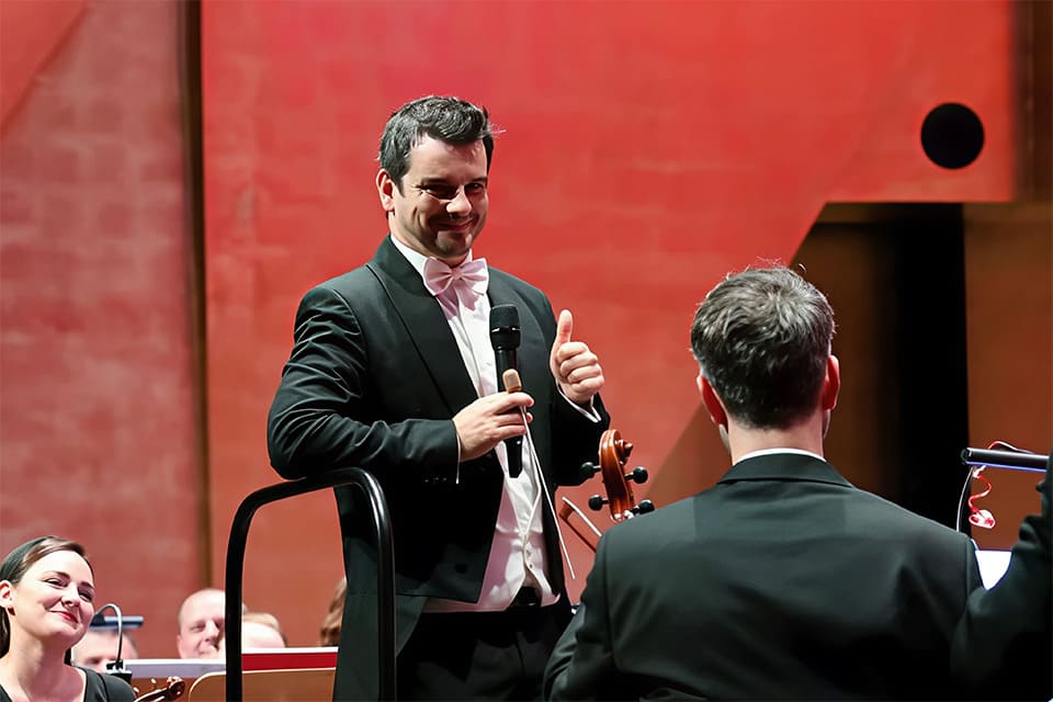 Fallece el director de orquesta Víctor Eloy López, figura vinculada a la Filarmónica de Gran Canaria