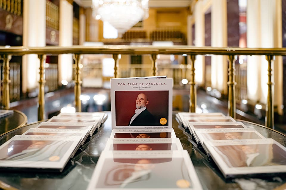 Juan Jesús Rodríguez publica «Con alma de zarzuela», un homenaje discográfico al género lírico español