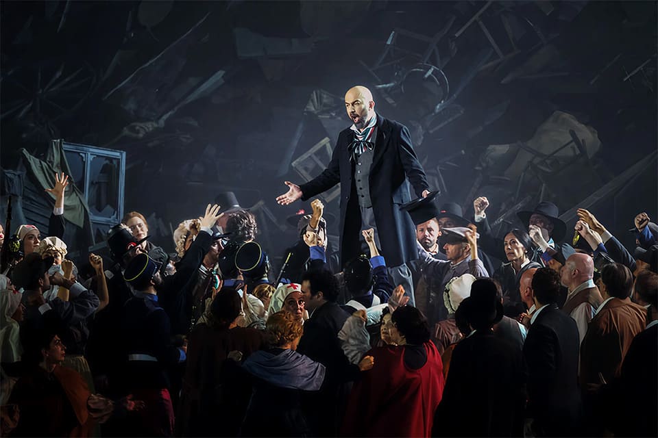 ¿Qué diferencia hay entre ópera y oratorio?