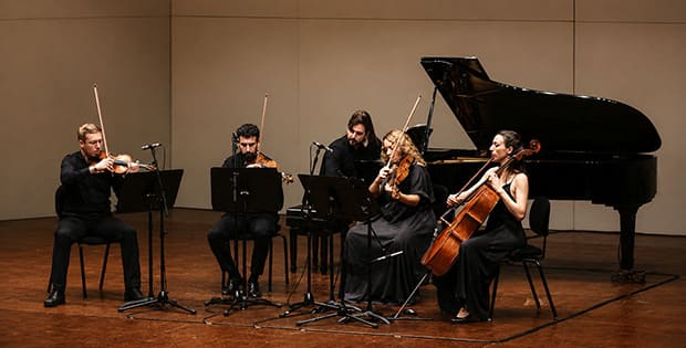 El quinteto Resonancia lleva al Maestranza dos cumbres del quinteto con piano