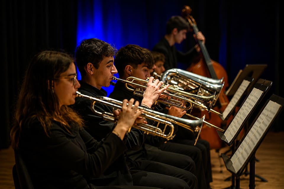 La ESMUC celebra sus 25 años con el ciclo «Els Grans Conjunts» y una intensa programación de final de curso La ESMUC celebra sus 25 años con el ciclo «Els Grans Conjunts» y una intensa programación de final de curso