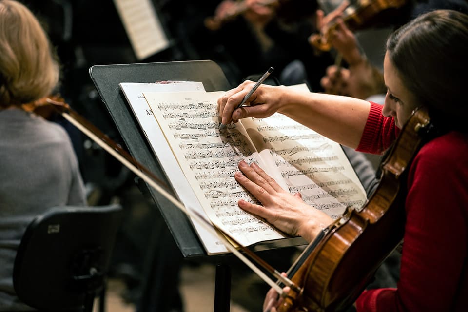 ¿Por qué una obra suena distinta según el director? ¿Por qué una obra suena distinta según el director?