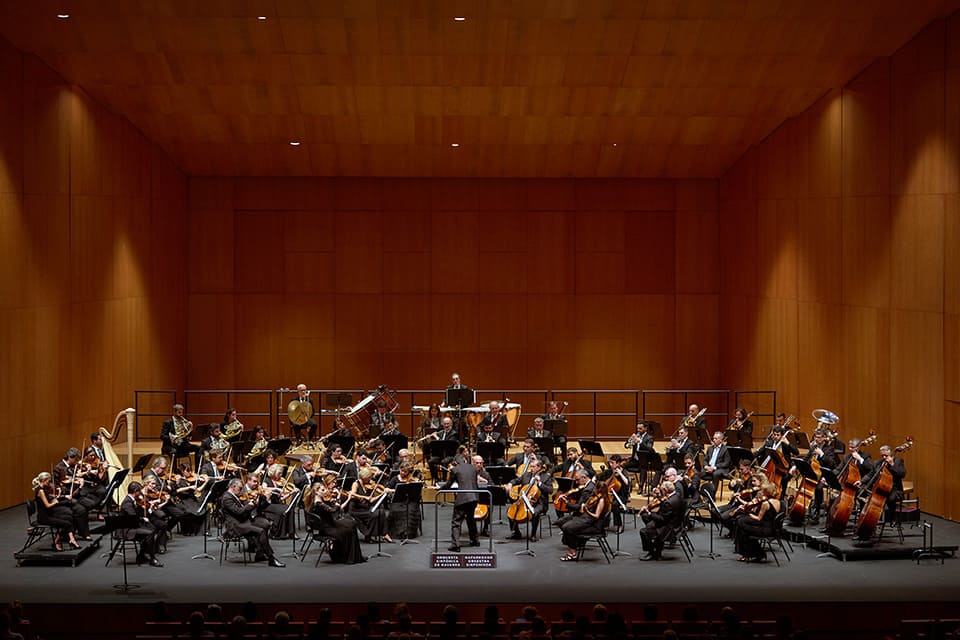 La Orquesta Sinfónica de Navarra reivindica la fuerza de lo “invencible” con obras de Catalán, Wagner y Prokofiev