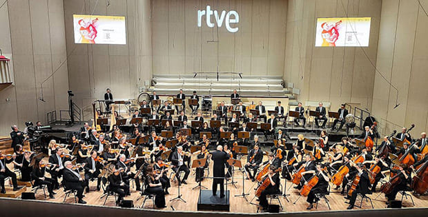 La Orquesta y Coro RTVE celebra su VI Gala de Solistas en el Teatro Monumental de Madrid