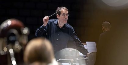 Actualizada: Pablo González dirige a la OCNE con obras de Boulanger, Debussy y Chaikovski en el Auditorio Nacional