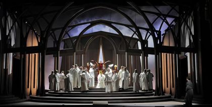 ¿Qué diferencia hay entre ópera y oratorio?
