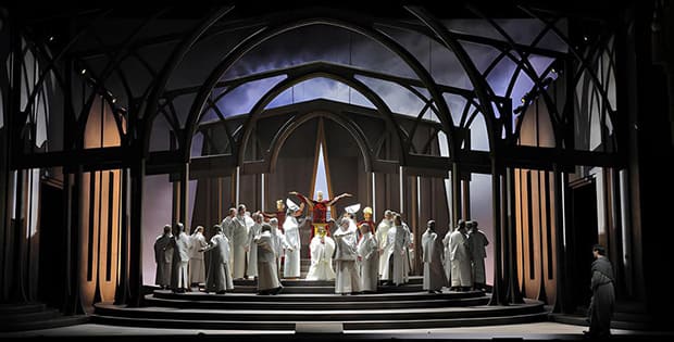 ¿Qué diferencia hay entre ópera y oratorio?