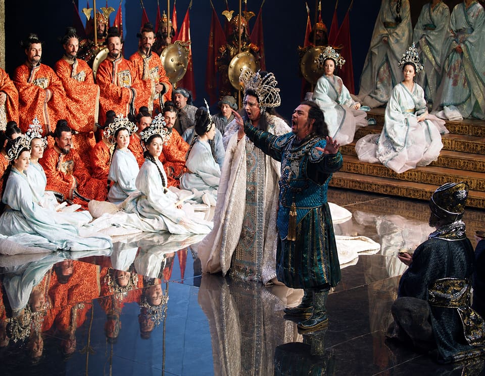 ¿Por qué en la ópera se repiten tantas veces las mismas palabras? ¿Por qué en la ópera se repiten tantas veces las mismas palabras?
