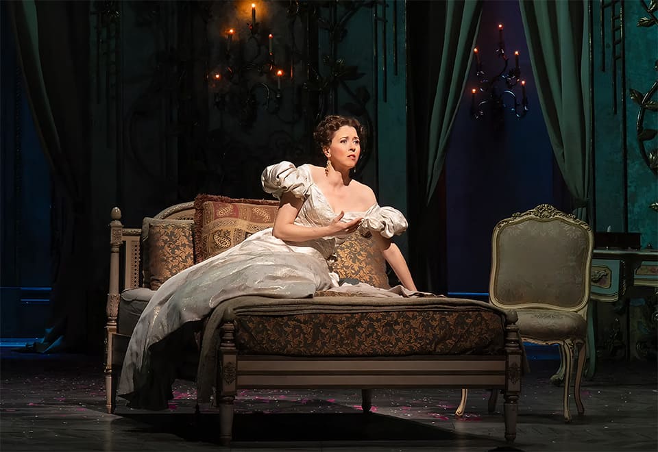 ¿Por qué algunas arias se hacen más famosas que la ópera completa?