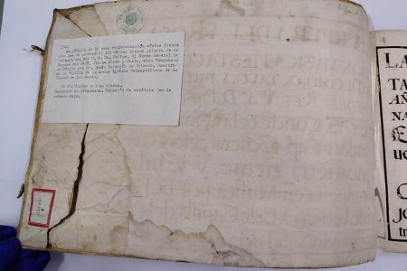 La púrpura de la rosa, primera ópera compuesta en América vuelve a Lima 325 años después Estado de conservación del manuscrito original.