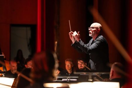 La Real Filharmonía de Galicia presenta «Memoria», su temporada 2026/27 Baldur Brönnimann, director de la RFG