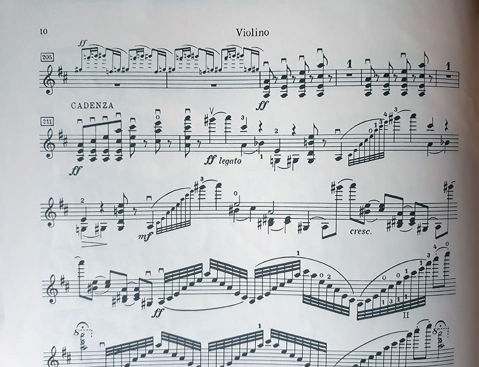 ¿Una cadenza detiene el tiempo en un concierto? ¿Una cadenza detiene el tiempo en un concierto?