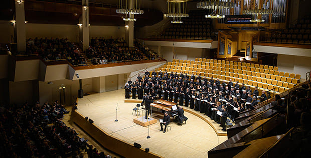 El Coro Nacional debuta en el Liceu con la ‘Sinfonía de los mil’ de Mahler