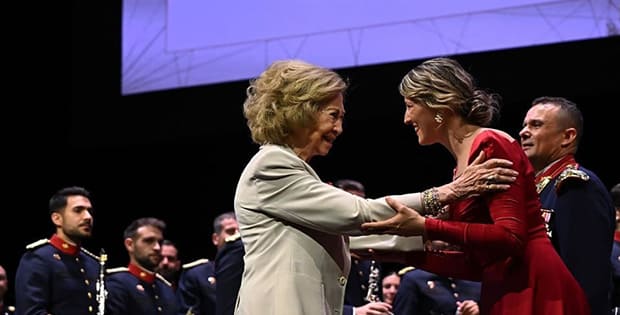 María Dolores Gaitán recibe el reconocimiento de la Reina Sofía en el Teatro Real