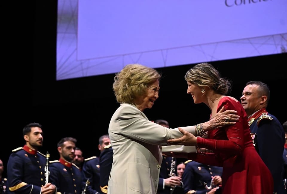 María Dolores Gaitán recibe el reconocimiento de la Reina Sofía en el Teatro Real María Dolores Gaitán recibe el reconocimiento de la Reina Sofía en el Teatro Real