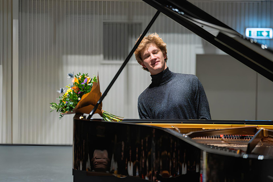 Jan Lisiecki sustituirá a Rudolf Buchbinder y debutará en el Festival Cap Rocat 2026