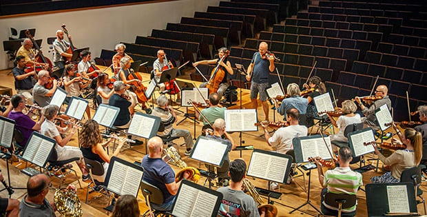 Gordan Nikolic inaugura la temporada de abono de la Orquesta Ciudad de Granada