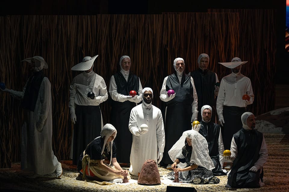 La Deutsche Oper Berlin estrena «Mittwoch aus Licht» de Stockhausen La Deutsche Oper Berlin estrena «Mittwoch aus Licht» de Stockhausen
