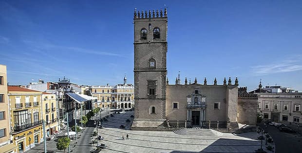 La OEX celebra los 750 años de la Catedral de Badajoz con Lina Tur Bonet