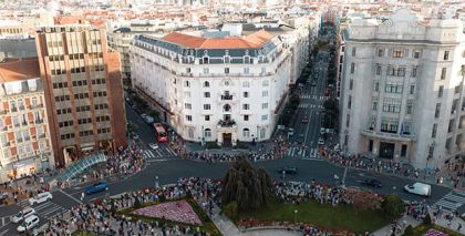 ABAO lleva la ópera a las ventanas del Hotel Carlton de Bilbao