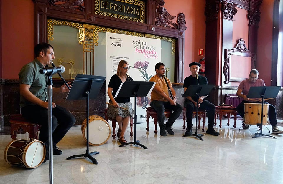 La Banda Municipal de Txistularis de Bilbao presenta su temporada 2026-2027 La Banda Municipal de Txistularis de Bilbao presenta su temporada 2026-2027