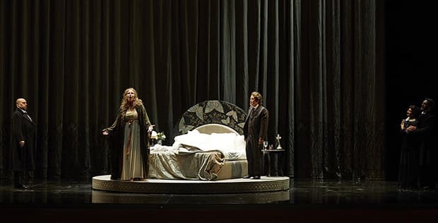 ABAO agota las entradas de La traviata en su 75ª temporada