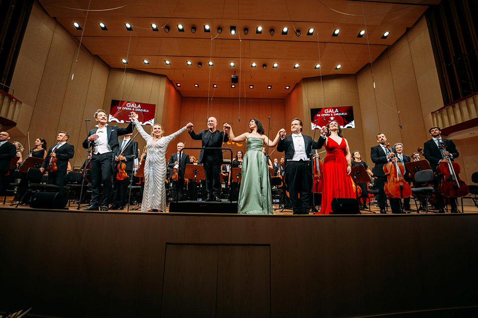 «Los conciertos de La 2»: Josep Pons, la Escuela Reina Sofía y gala de zarzuela «Los conciertos de La 2»: Josep Pons, la Escuela Reina Sofía y gala de zarzuela